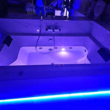 Quart0 Grec0 15 بيت للعطل